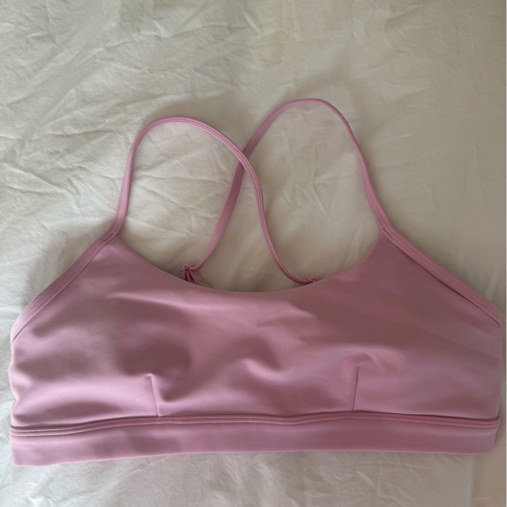 Alo Airlift Intrigue Bra Sweet Pink